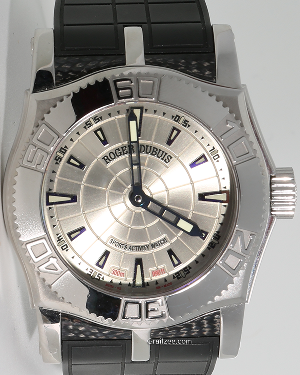 Roger Dubuis Easy Diver L.E. 46MM Silver Dial Rubber Strap (SE46 56 9 3.53)