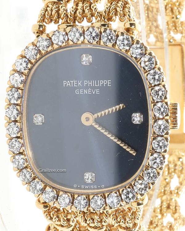 Patek Philippe Golden Ellipse 21x20MM Quartz Blue Dial Yellow Gold Bracelet (4134/9)