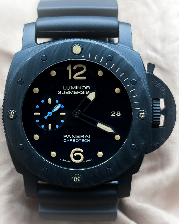 2017 Panerai Submersible 1950 3 Days Automatic 47MM Black Dial Rubber Strap (PAM00616)