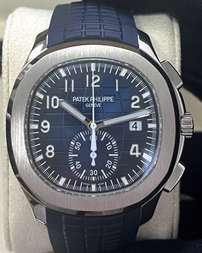 2021 Patek Philippe Aquanaut 42.2MM Blue Dial Rubber Strap (5968G-001)