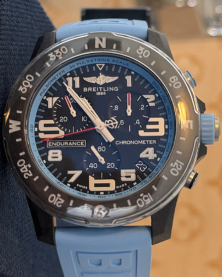 Breitling Endurance Pro 44MM Quartz Black Dial Rubber Strap (X82310281B1S2)