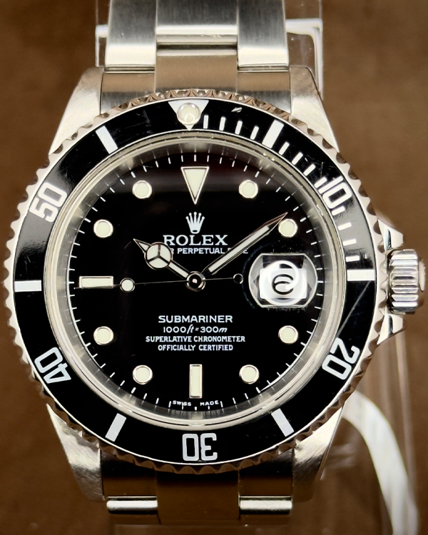 2003 Rolex Submariner Date 40MM Black Dial Oyster Bracelet (16610)