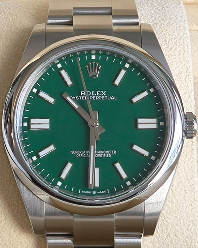 2024 Rolex Oyster Perpetual 41MM Green Dial Oyster Bracelet (124300)