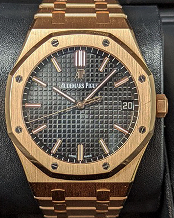 Audemars Piguet Model: Royal Oak Selfwinding Gold 15500OR.OO.1220OR.01 NO RESERVE