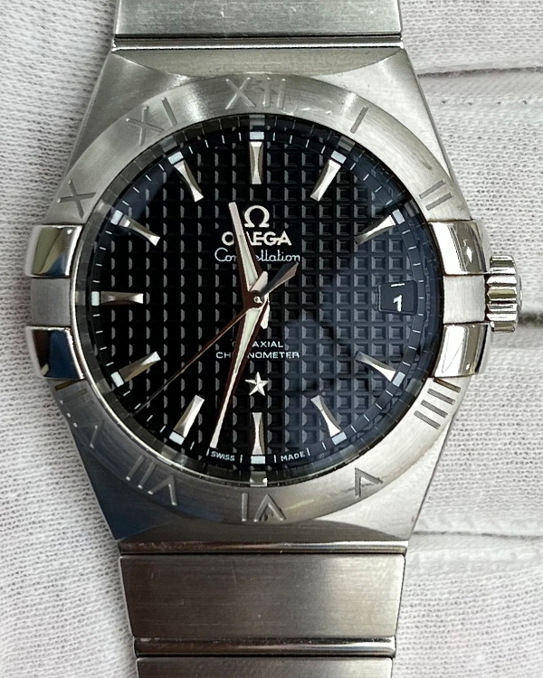 2014 Omega Constellation 38MM Steel Black Dial (123.10.38.21.01.002)