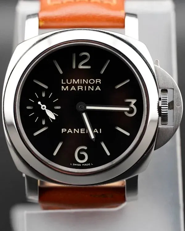 2016 Panerai Luminor 44MM Black Dial Leather Strap (PAM00111)