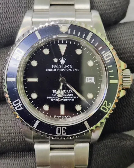 Rolex Sea-Dweller 4000 40MM Black Dial Oyster Bracelet (16600)