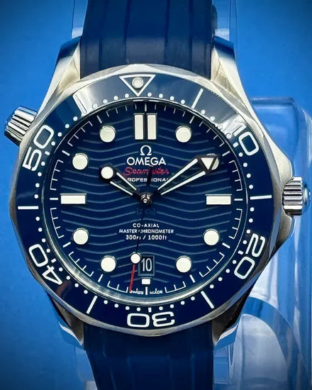 2019 Omega Seamaster Diver 300M 42MM Blue Dial Rubber Strap (210.32.42.20.03.001)