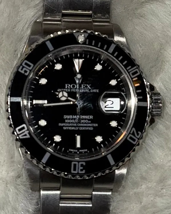Rolex Submariner Date 40MM Black Dial Oyster Bracelet (16610)