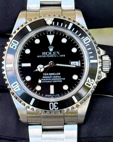 1991 (N Serial) Rolex Sea-Dweller 4000 40MM Black Dial Oyster Bracelet (16600)