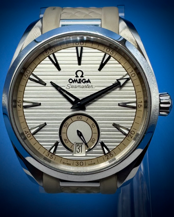 2023 Omega Seamaster Aqua Terra 41MM Silver Dial Rubber Strap (220.12.41.21.02.005)