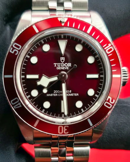No Reserve - 2025 Tudor Black Bay '58 39MM Red Dial Steel Bracelet (7939A1A0RU)