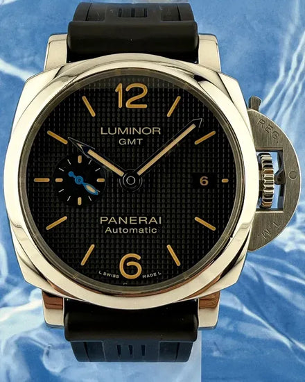 2021 Panerai Luminor 1950 3 Days GMT 42MM Black Dial Rubber Strap (PAM01535)