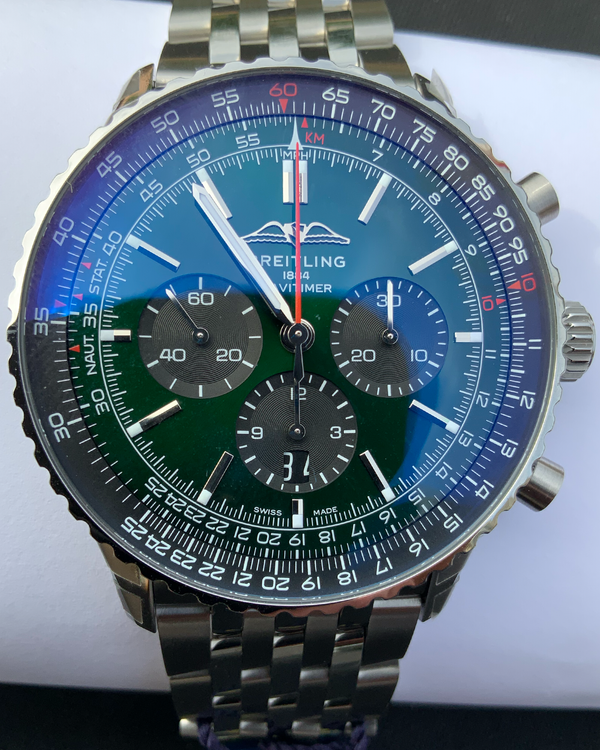 2025 Breitling Navitimer 1 B01 Chronograph 46MM Green Dial Steel Bracelet (AB0137)