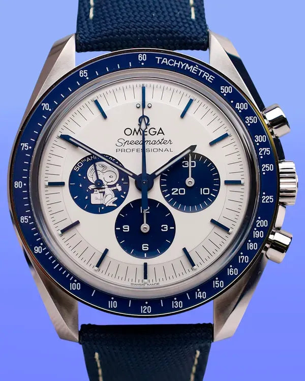 2025 Omega Speedmaster "Silver Snoopy Award" 42MM Silver Dial Textile Strap (310.32.42.50.02.001)