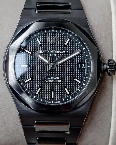 2021 Girard Perregaux Laureato 42MM Black Dial Ceramic Bracelet (81010-32-631-32A)