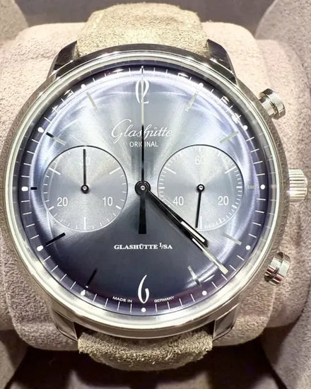2021 Glashütte Original Sixties Chronograph 42MM Blue Dial Leather Strap (1-39-34-04-22-04)