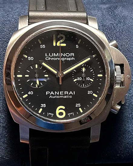 No Reserve - Panerai Luminor Chronograph 40MM Black Dial Rubber Strap (PAM00310)