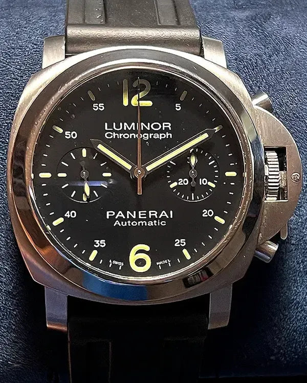 No Reserve - Panerai Luminor Chronograph 40MM Black Dial Rubber Strap (PAM00310)