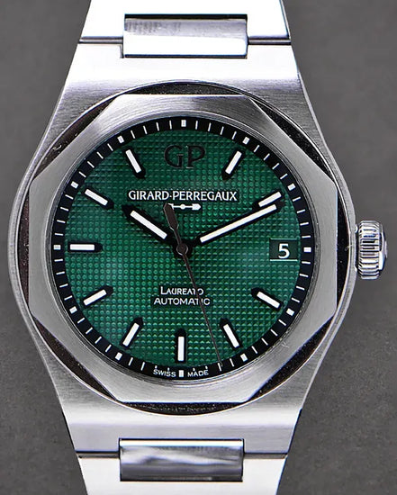 2023 Girard Perregaux Laureato 42MM Green Dial Steel Bracelet (81010.11.3153.1CM)