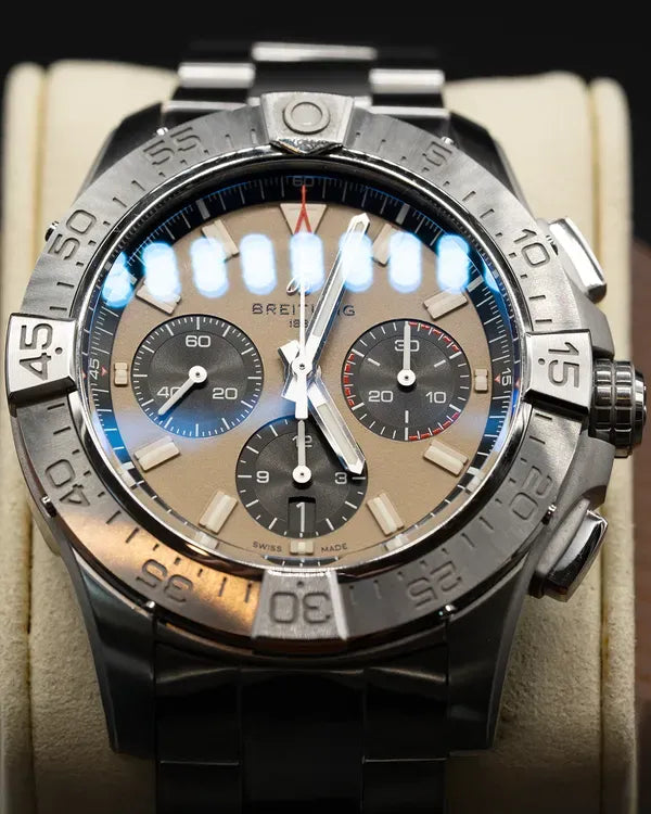 2025 Breitling Avenger B01 Chronograph 44MM Brown Dial Steel Bracelet (AB0147101A1A1)