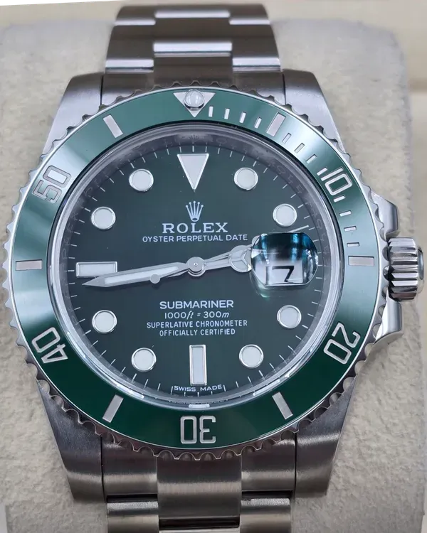 Rolex Submariner (116610LV)