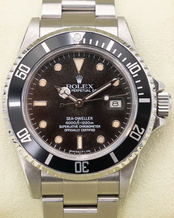 Rolex Sea-Dweller 40MM Black Dial Oyster Bracelet (16660)