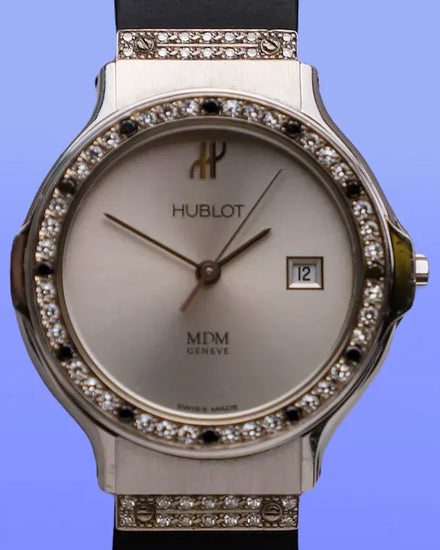 No Reserve - Hublot Classic MDM 28MM Quartz Silver Dial Rubber Strap (1390.800.5.060)