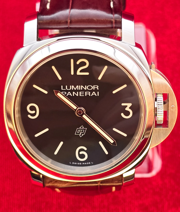 2022 Panerai Luminor Base Logo 44MM Black Dial Leather Strap (PAM01086)