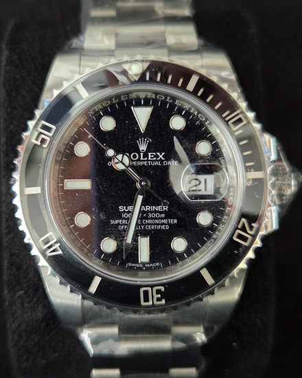 2022 Rolex Submariner Date 40MM Black Dial Oyster Bracelet (116610LN)