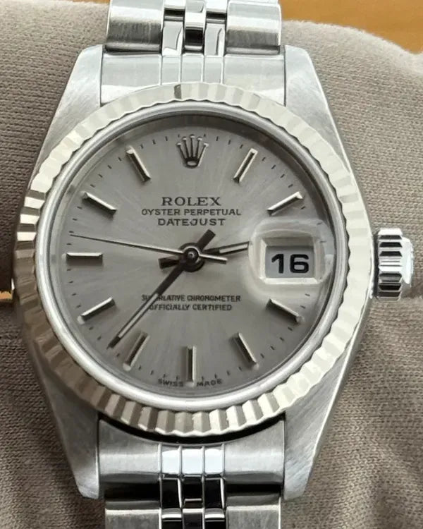 2005 Rolex Lady-Datejust 26MM Silver Dial Jubilee Bracelet (79174)