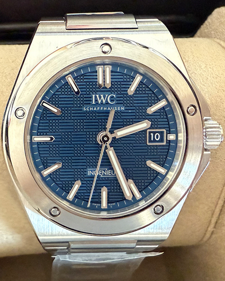2025 IWC Schaffhausen Ingenieur 40MM Blue Dial Steel Bracelet (IW328907)