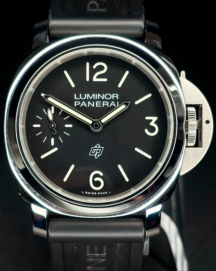 2022 Panerai Luminor Logo 44MM Black Dial Rubber Strap (PAM01084)