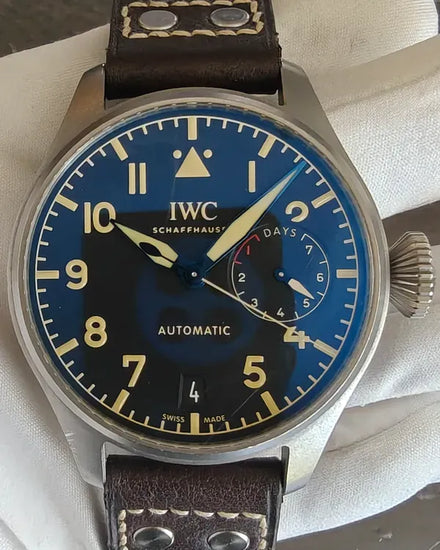 IWC Schaffhausen Pilot Heritage 46.2MM Black Dial Leather Strap (IW501004)