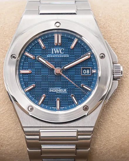 2025 IWC Schaffhausen Ingenieur 40MM Blue Dial Steel Bracelet (IW328907)