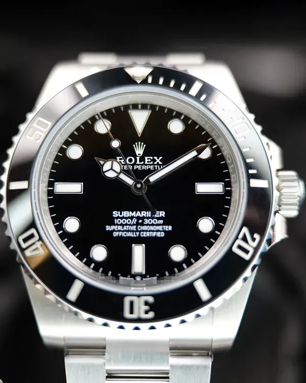 Rolex Submariner (124060)