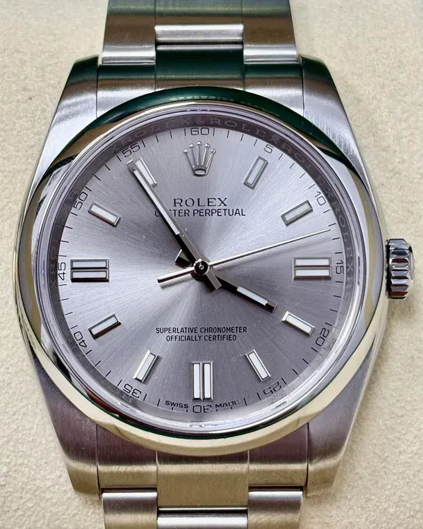 Rolex Oyster Perpetual (116000)