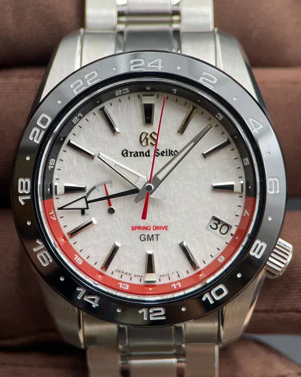 2025 Grand Seiko Sport L.E. 40.5MM White Dial Steel Bracelet (SBGE311)