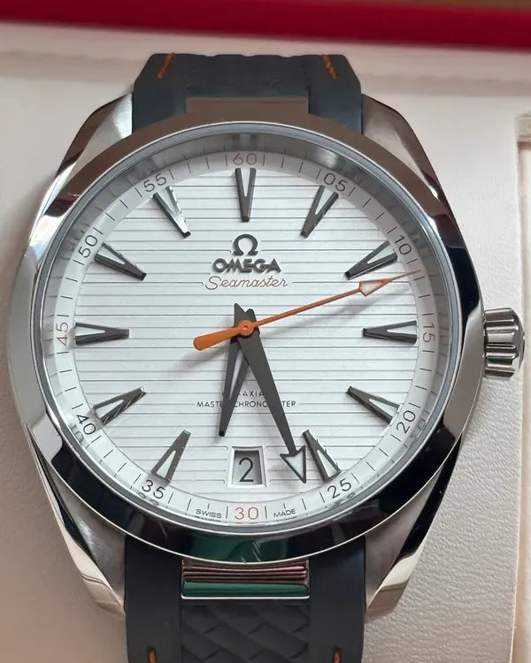 2025 Omega Seamaster Aqua Terra 150M 41MM Silver Dial Rubber Strap (220.12.41.21.02.002)
