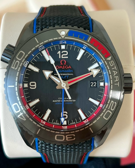 Omega Seamaster Planet Ocean "ETNZ Deep Black" 45.5MM Black Dial Rubber Strap (215.92.46.22.01.004)