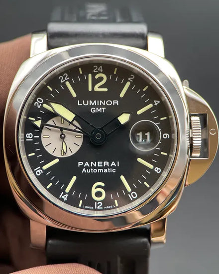 Panerai Luminor GMT 44MM Black Dial Rubber Strap (PAM00088)