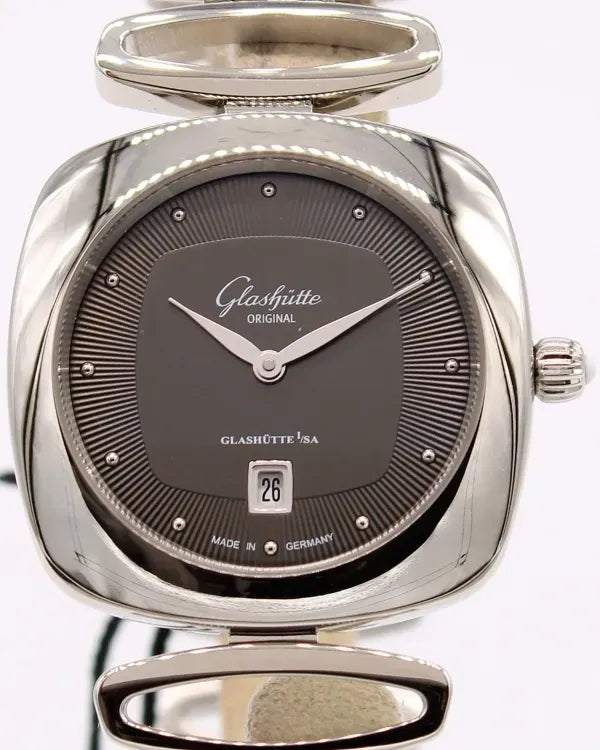 2025 Glashütte Original Pavonina 31MM Quartz Grey Dial Steel Bracelet (1-03-01-14-02-14)