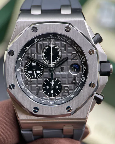 Audemars Piguet Royal Oak Offshore Chronograph 42MM Grey Dial Aftermarket Rubber Strap (26470ST.OO.A104CR.01)