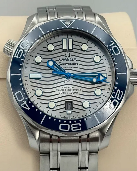 2019 Omega Seamaster Diver 300M 42MM Grey Dial Steel Bracelet (210.30.42.20.06.001)