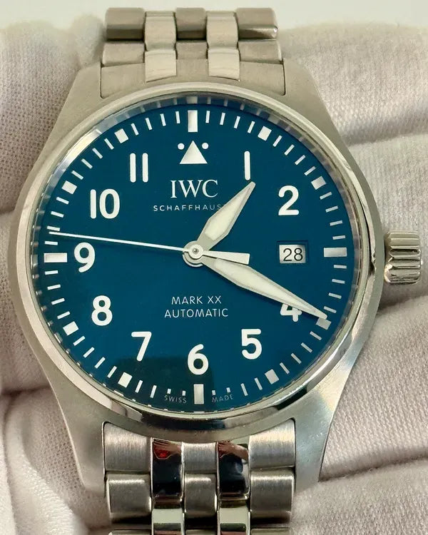 No Reserve - 2025 IWC Schaffhausen Pilot Mark XX 40MM Blue Dial Steel Bracelet (IW328204)