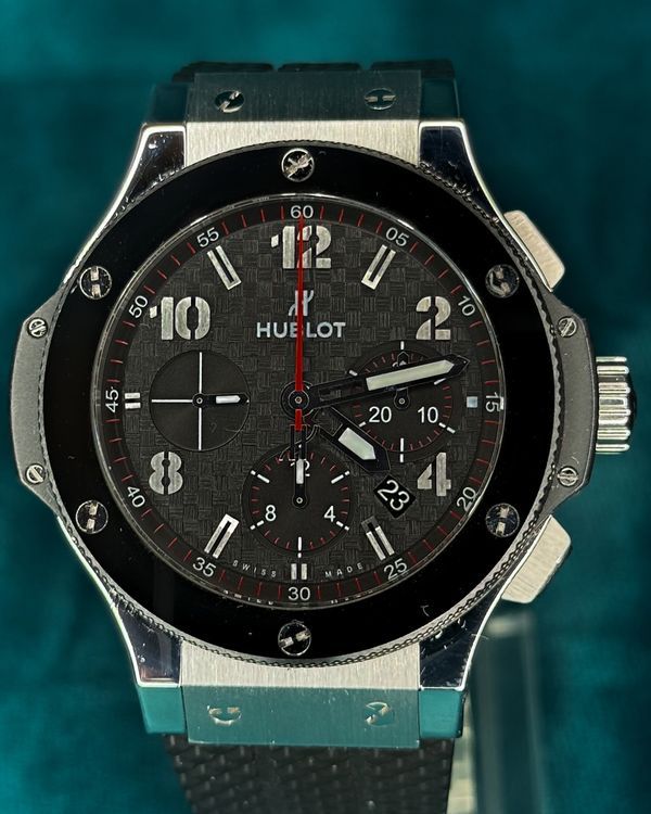 2019 Hublot Big Bang 44MM Carbon Fiber Dial Rubber Strap (301.SB.131.RX)