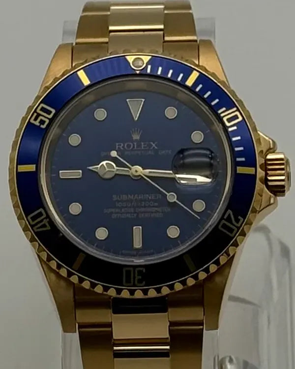 2006 Rolex Submariner Date 40MM Blue Dial Yellow Gold Oyster Bracelet (16618)