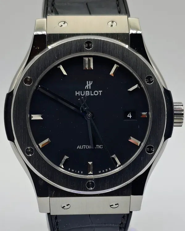 2019 Hublot Classic Fusion 42MM Black Dial Leather Strap (542.NX.1171.LR)
