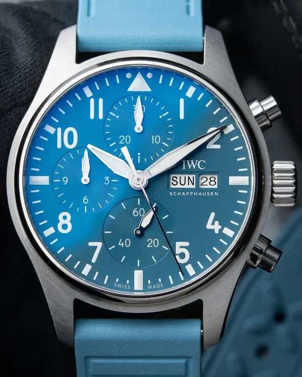 2025 IWC Schaffhausen Pilot Chronograph 41MM Blue Dial Rubber Strap (IW388117)