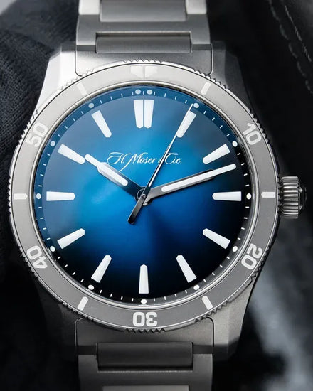 2023 H. Moser & Cie. Pioneer Centre Seconds Funky Blue Govberg L.E. 40MM Blue Dial Titanium bracelet (3200-0500)